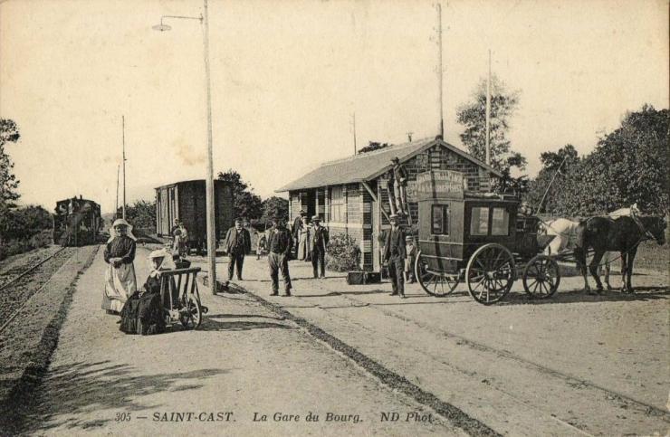 Gare du bourg saint cast
